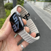 Load image into Gallery viewer, Magnetic Link Apple Watch Ocean band