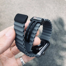 Load image into Gallery viewer, Magnetic Link Apple Watch Ocean band