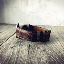 Load image into Gallery viewer, 2022 new vintage cowhide leather comfortable and breathable strap