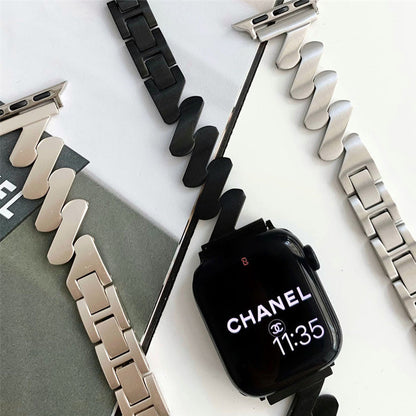 Elegant Moebius Z-shaped Metal Watch Band for Apple Watch 9-1